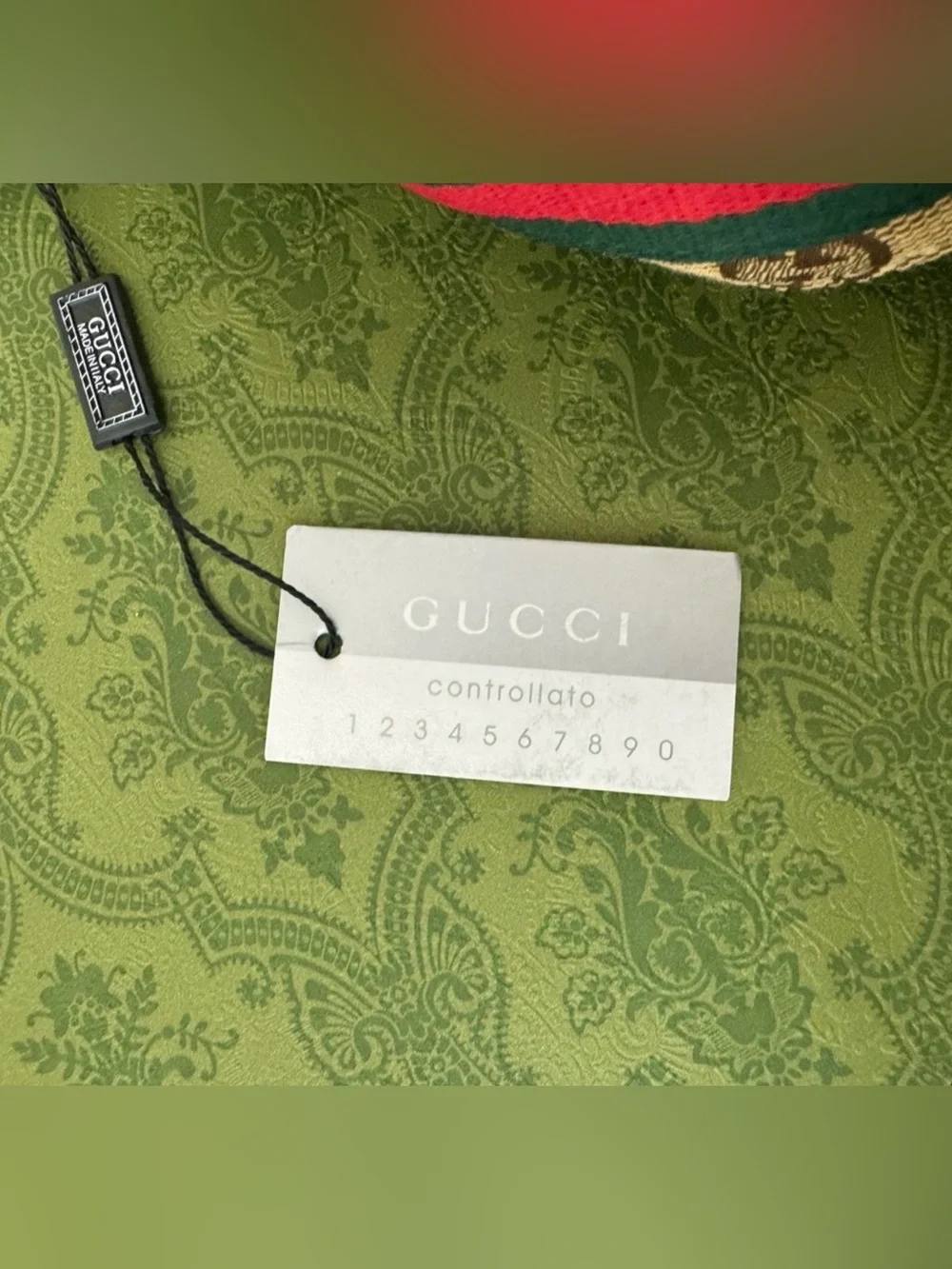 100% Authentic Gucci Logo Cap